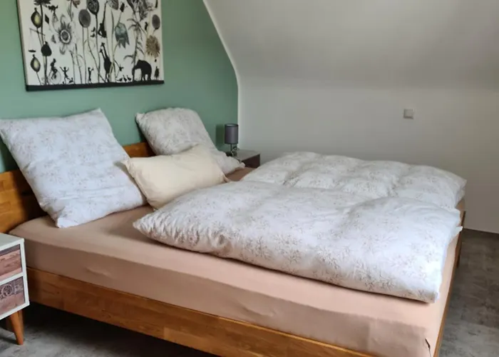 Burgblick * Pelm