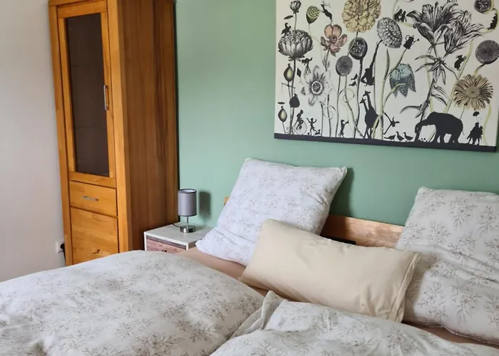 Burgblick Apartamento Pelm